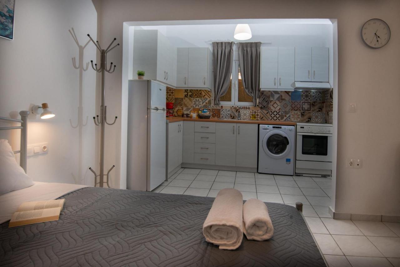 Salty Alley Seaside Apartment ريثيمنو المظهر الخارجي الصورة