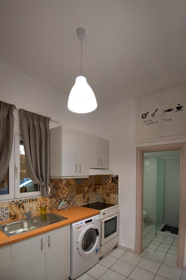 Salty Alley Seaside Apartment ريثيمنو المظهر الخارجي الصورة